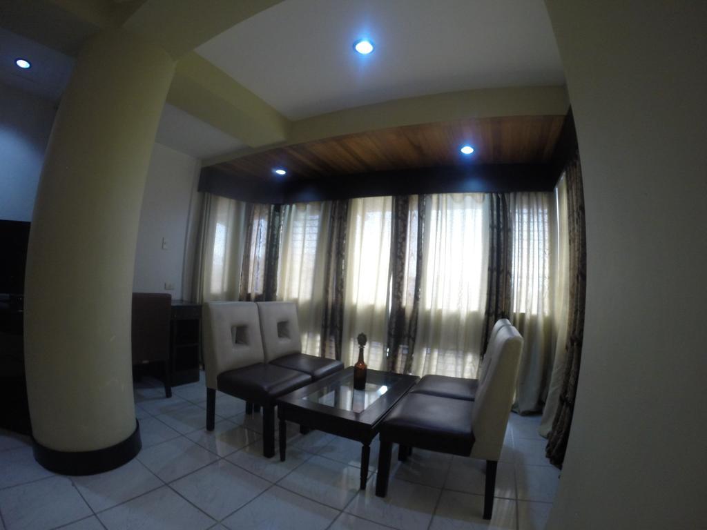 Urban Inn Iloilo Bagian luar foto