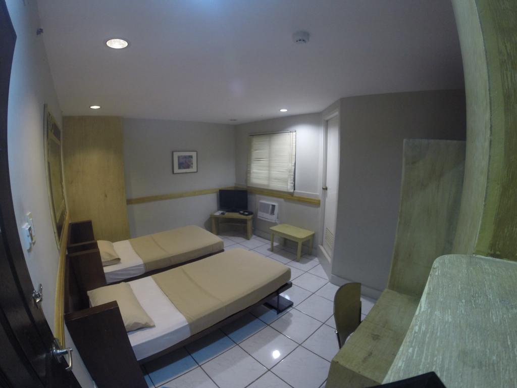 Urban Inn Iloilo Bagian luar foto